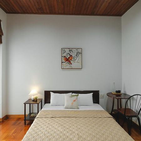 Le Robinet Villa - A Journey Into Hue Citadel Soul 객실 사진